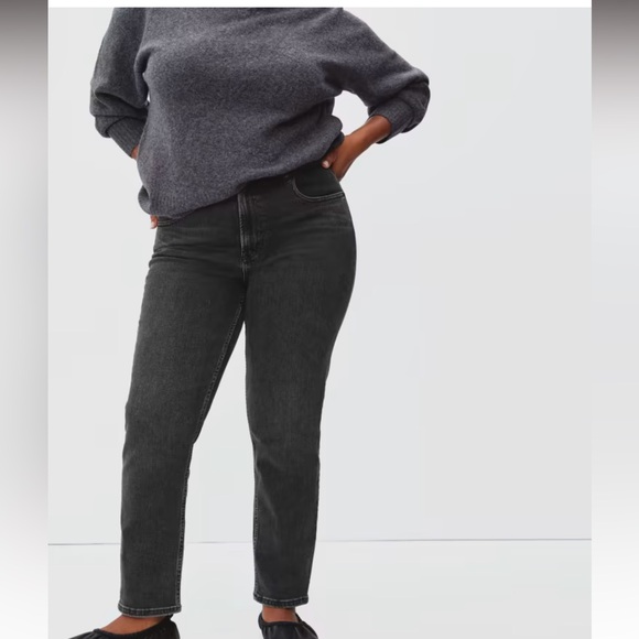 Everlane Curvy 90s Cheeky Straight Jean Black Wash Size 26 Crop - Picture 8 of 8